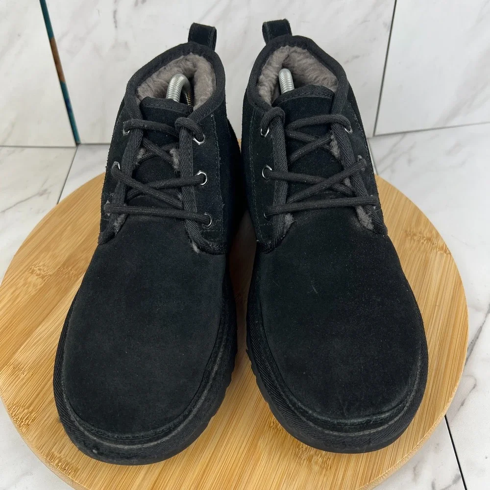 Ugg Neumel Mens Size 8 Black Suede Shearling Lined Chukka Boots Shoes